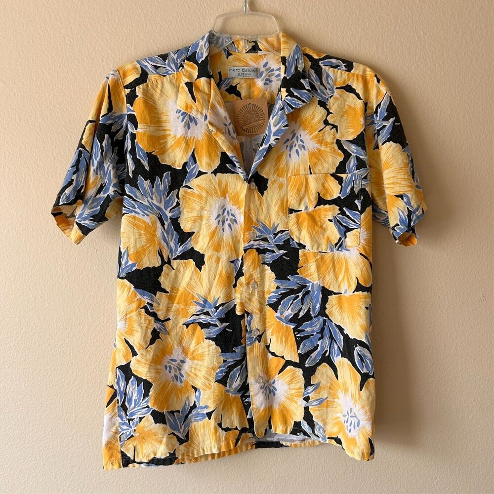 Vintage Marc Daniels floral Short Sleeve Button Front Shirt Men's Size M USA